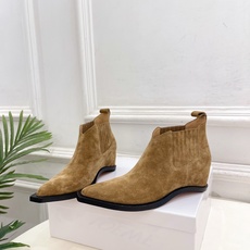 Maison Margiela· 马吉拉26𝐬𝐬 2026秋冬新品 MM6复古内增高尖头切尔西短靴———————— M Maison Margiela· 马吉拉26𝐬𝐬 2026秋冬新品 MM6复古内增高尖头切尔西短靴———————— M