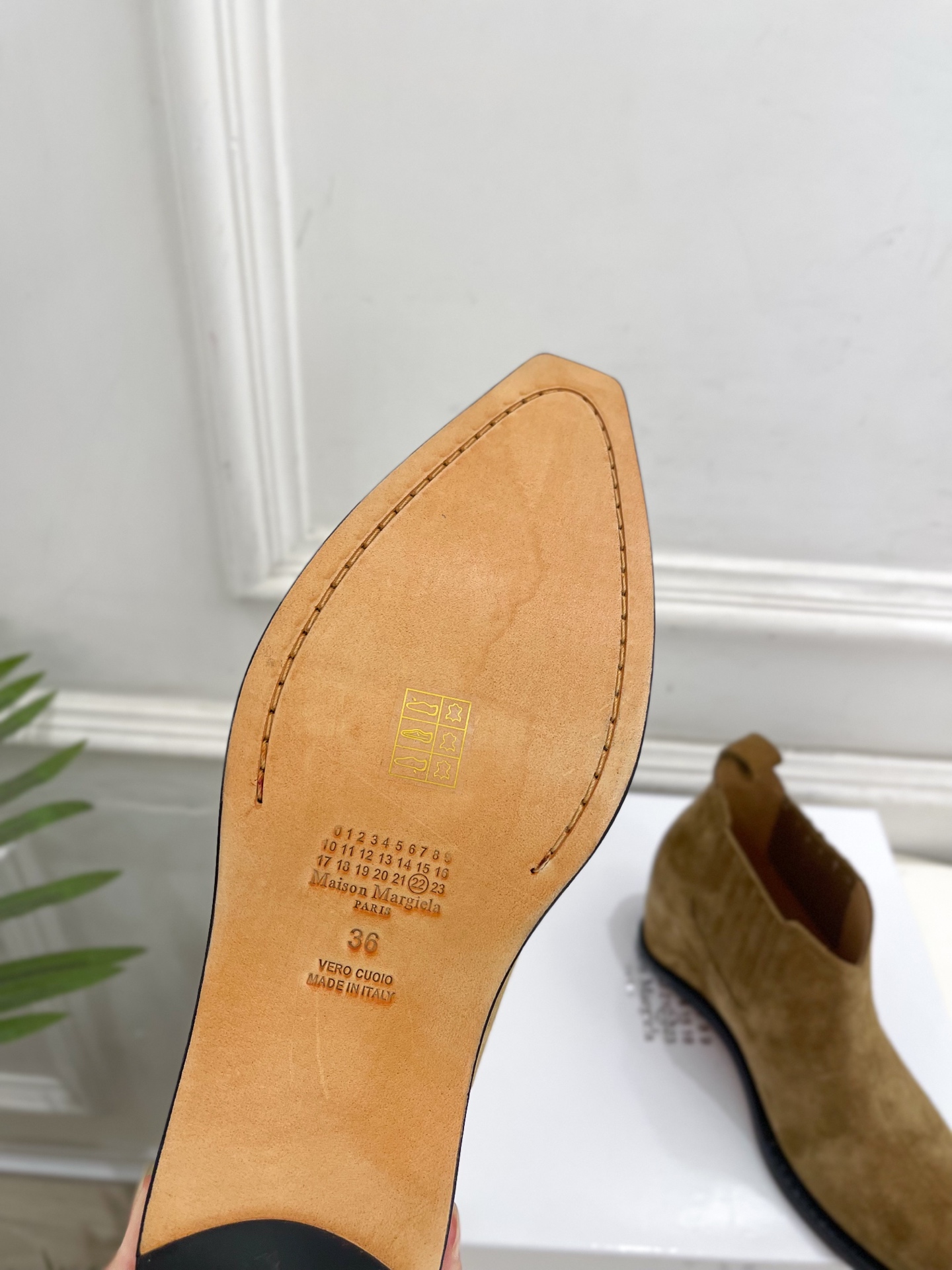 Maison Margiela· 马吉拉26𝐬𝐬 2026秋冬新品 MM6复古内增高尖头切尔西短靴———————— M Maison Margiela· 马吉拉26𝐬𝐬 2026秋冬新品 MM6复古内增高尖头切尔西短靴———————— M