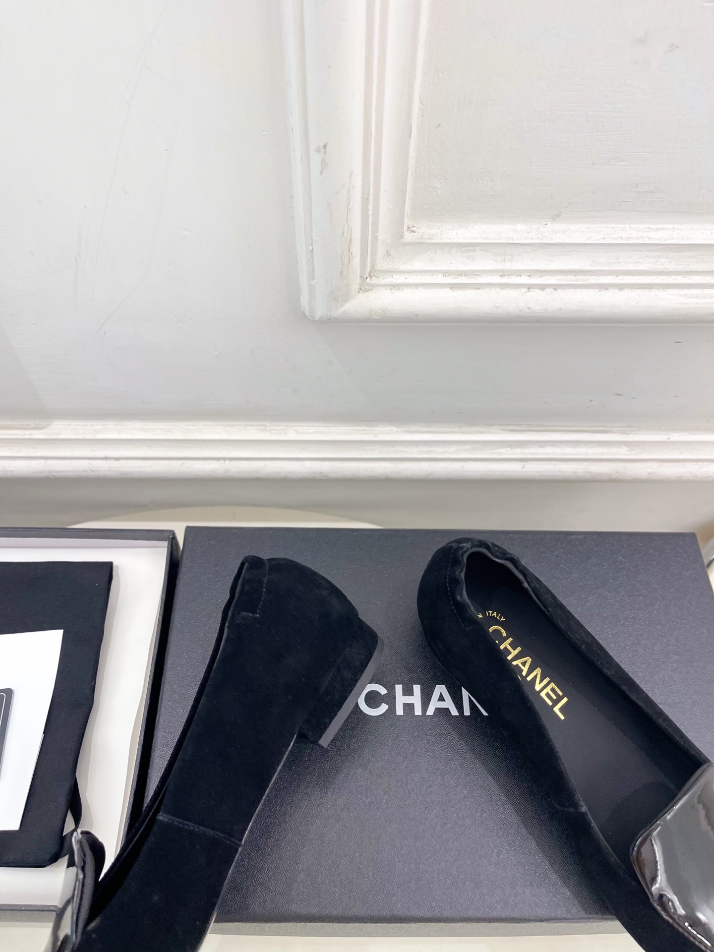 𝐂𝐇𝐀𝐍𝐄𝐋 | 小香 26𝐬𝐬 🦋2026 秋冬新品 专柜经典走秀款 小香双C拼色尖头平底凉鞋 单鞋 系列上新〰 𝐂𝐇𝐀𝐍𝐄𝐋 | 小香 26𝐬𝐬 🦋2026 秋冬新品 专柜经典走秀款 小香双C拼色尖头平底凉鞋 单鞋 系列上新〰