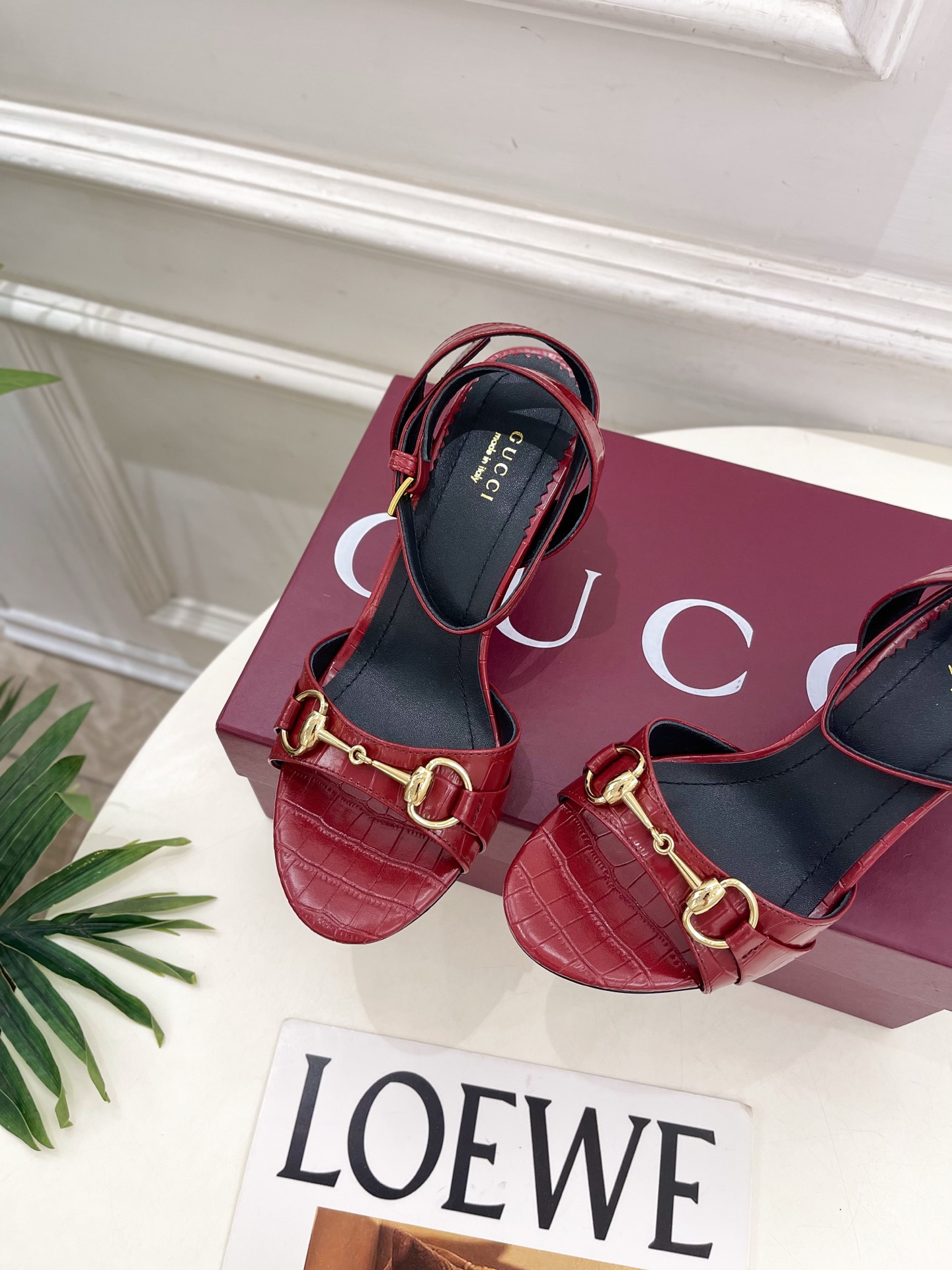 Gucci |  古驰  26𝐬𝐬  ⭐️ G家 主打系列终于面世，狠货值得期待！原有的经典 创造新设计 ✨ ❥2026