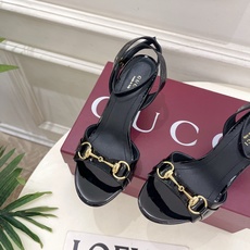 Gucci | 古驰 26𝐬𝐬 ⭐️ G家 主打系列终于面世,狠货值得期待!原有的经典 创造新设计 ✨ ❥2026 Gucci | 古驰 26𝐬𝐬 ⭐️ G家 主打系列终于面世,狠货值得期待!原有的经典 创造新设计 ✨ ❥2026
