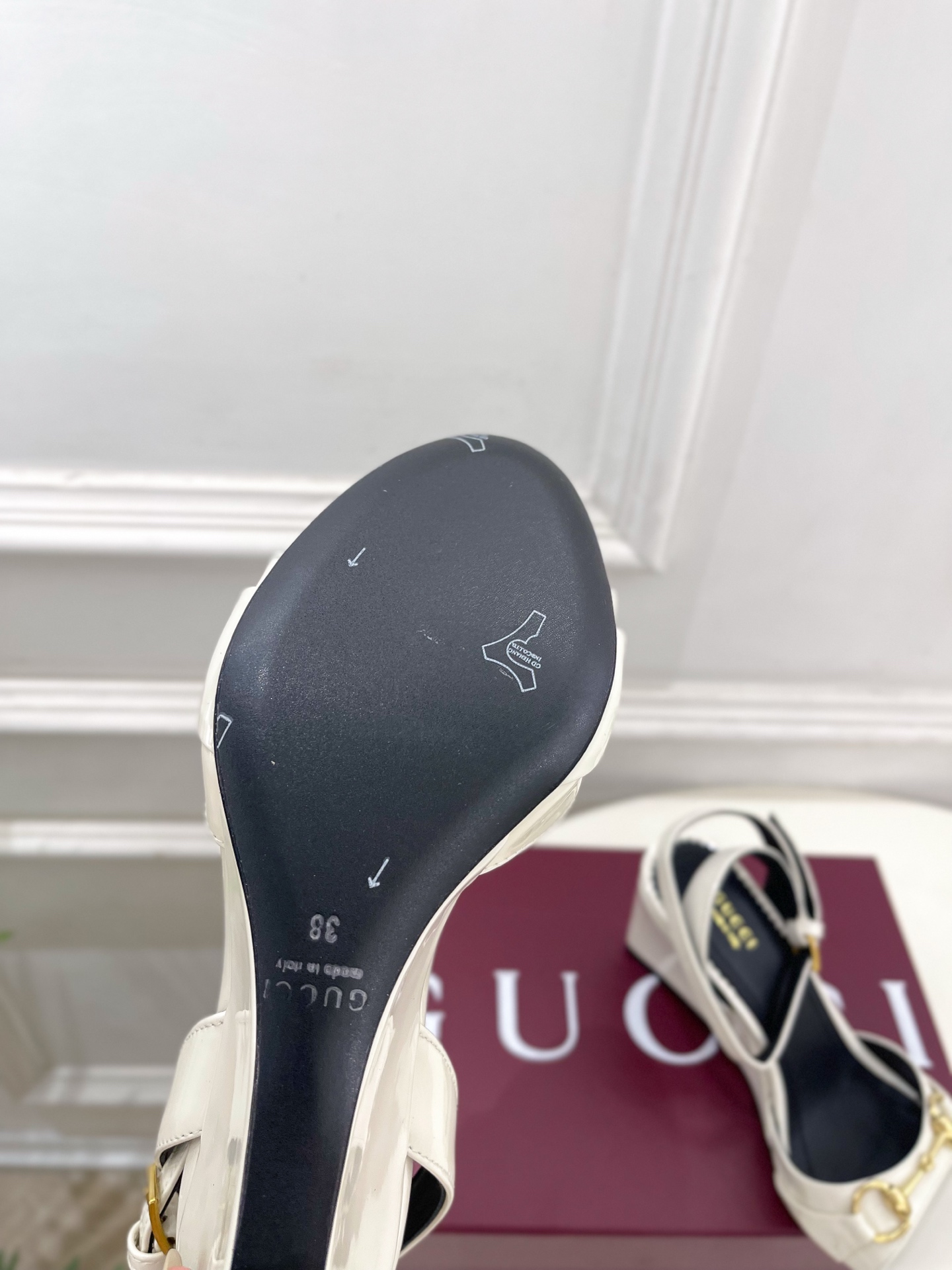 Gucci |  古驰  26𝐬𝐬  ⭐️ G家 主打系列终于面世，狠货值得期待！原有的经典 创造新设计 ✨ ❥2026