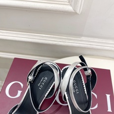 Gucci | 古驰 26𝐬𝐬 ⭐️ G家 主打系列终于面世,狠货值得期待!原有的经典 创造新设计 ✨ ❥2026 Gucci | 古驰 26𝐬𝐬 ⭐️ G家 主打系列终于面世,狠货值得期待!原有的经典 创造新设计 ✨ ❥2026