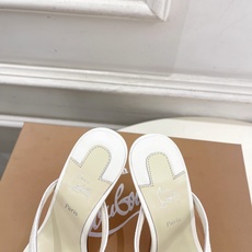 Christian Louboutin路铂廷 26ss ✨ 2026新品 CL极简交叉带高跟拖鞋 红底鞋系列,顶级硬货上 Christian Louboutin路铂廷 26ss ✨ 2026新品 CL极简交叉带高跟拖鞋 红底鞋系列,顶级硬货上