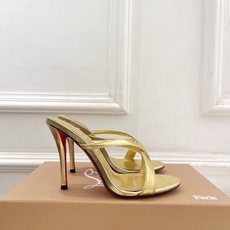 Christian Louboutin路铂廷 26ss ✨ 2026新品 CL极简交叉带高跟拖鞋 红底鞋系列,顶级硬货上 Christian Louboutin路铂廷 26ss ✨ 2026新品 CL极简交叉带高跟拖鞋 红底鞋系列,顶级硬货上