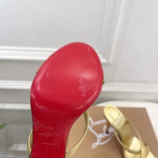 Christian Louboutin路铂廷 26ss ✨ 2026新品 CL极简交叉带高跟拖鞋 红底鞋系列,顶级硬货上 Christian Louboutin路铂廷 26ss ✨ 2026新品 CL极简交叉带高跟拖鞋 红底鞋系列,顶级硬货上