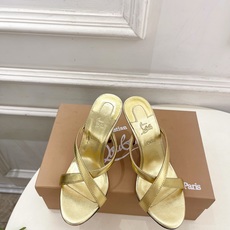 Christian Louboutin路铂廷 26ss ✨ 2026新品 CL极简交叉带高跟拖鞋 红底鞋系列,顶级硬货上 Christian Louboutin路铂廷 26ss ✨ 2026新品 CL极简交叉带高跟拖鞋 红底鞋系列,顶级硬货上