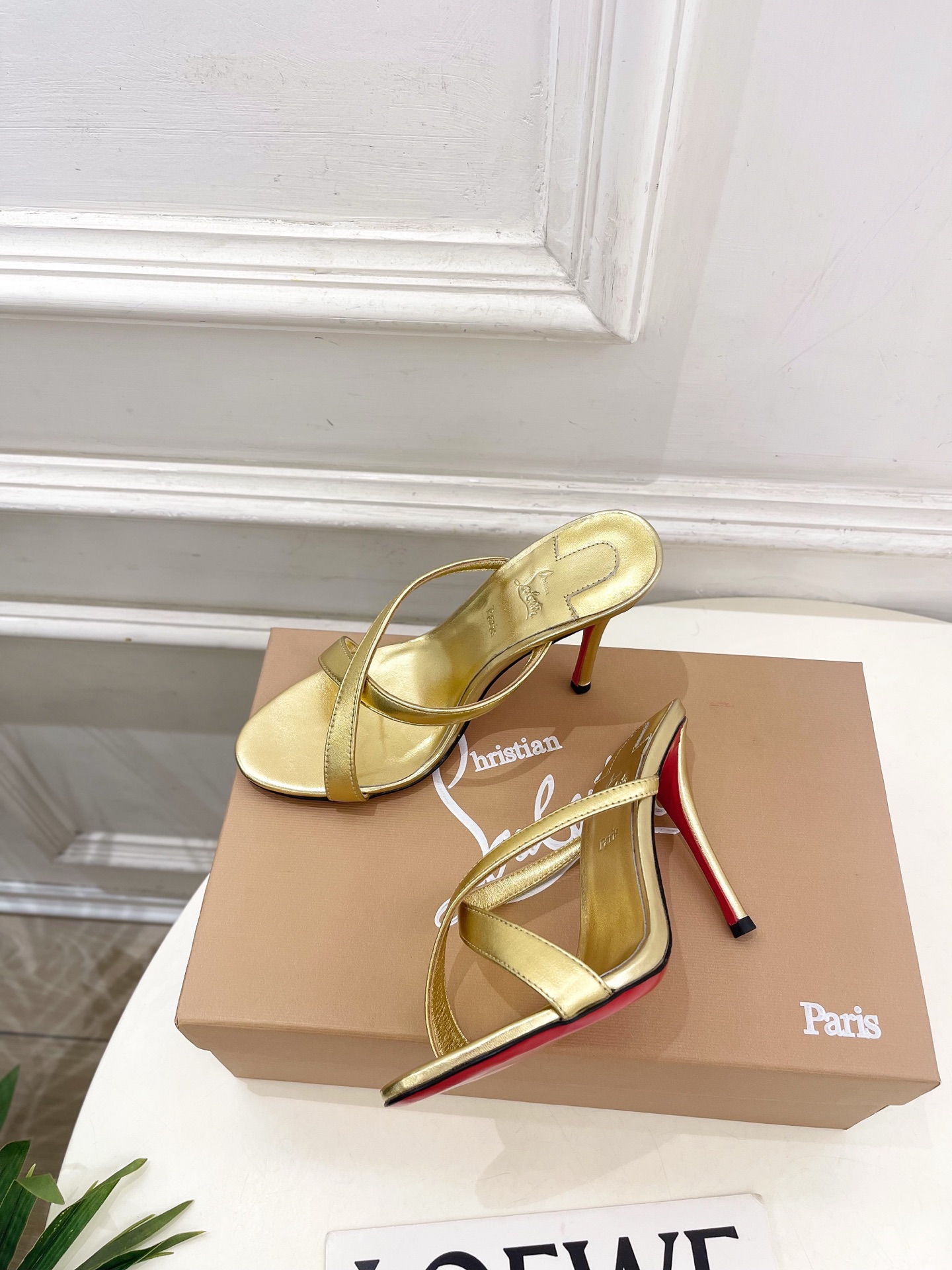 Christian Louboutin路铂廷 26ss ✨ 2026新品 CL极简交叉带高跟拖鞋 红底鞋系列,顶级硬货上 Christian Louboutin路铂廷 26ss ✨ 2026新品 CL极简交叉带高跟拖鞋 红底鞋系列,顶级硬货上