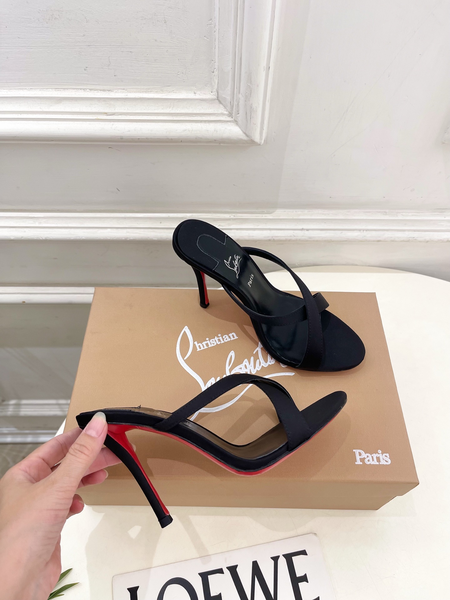 Christian Louboutin路铂廷 26ss ✨ 2026新品 CL极简交叉带高跟拖鞋 红底鞋系列，顶级硬货上