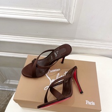Christian Louboutin路铂廷 26ss ✨ 2026新品 CL极简交叉带高跟拖鞋 红底鞋系列,顶级硬货上 Christian Louboutin路铂廷 26ss ✨ 2026新品 CL极简交叉带高跟拖鞋 红底鞋系列,顶级硬货上