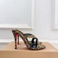 Christian Louboutin路铂廷 26ss ✨ 2026新品 CL极简交叉带高跟拖鞋 红底鞋系列,顶级硬货上 Christian Louboutin路铂廷 26ss ✨ 2026新品 CL极简交叉带高跟拖鞋 红底鞋系列,顶级硬货上