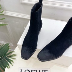 CELINE | 赛琳 26𝐬𝐬 💛2026秋冬新品 复古做旧粗跟切尔西短靴 上新! 🔜BS 这一季的赛琳真的是开 CELINE | 赛琳 26𝐬𝐬 💛2026秋冬新品 复古做旧粗跟切尔西短靴 上新! 🔜BS 这一季的赛琳真的是开