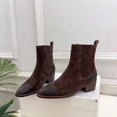 CELINE | 赛琳 26𝐬𝐬 💛2026秋冬新品 复古做旧粗跟切尔西短靴 上新! 🔜BS 这一季的赛琳真的是开 CELINE | 赛琳 26𝐬𝐬 💛2026秋冬新品 复古做旧粗跟切尔西短靴 上新! 🔜BS 这一季的赛琳真的是开