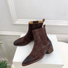 CELINE | 赛琳 26𝐬𝐬 💛2026秋冬新品 复古做旧粗跟切尔西短靴 上新! 🔜BS 这一季的赛琳真的是开 CELINE | 赛琳 26𝐬𝐬 💛2026秋冬新品 复古做旧粗跟切尔西短靴 上新! 🔜BS 这一季的赛琳真的是开