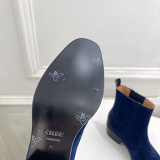CELINE | 赛琳 26𝐬𝐬 💛2026秋冬新品 复古做旧粗跟切尔西短靴 上新! 🔜BS 这一季的赛琳真的是开 CELINE | 赛琳 26𝐬𝐬 💛2026秋冬新品 复古做旧粗跟切尔西短靴 上新! 🔜BS 这一季的赛琳真的是开