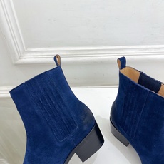 CELINE | 赛琳 26𝐬𝐬 💛2026秋冬新品 复古做旧粗跟切尔西短靴 上新! 🔜BS 这一季的赛琳真的是开 CELINE | 赛琳 26𝐬𝐬 💛2026秋冬新品 复古做旧粗跟切尔西短靴 上新! 🔜BS 这一季的赛琳真的是开