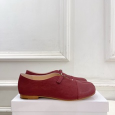Maison Margiela· 马吉拉26𝐬𝐬 2026秋冬新品 MM6复古分趾玛丽珍平底鞋———————— MM6 Maison Margiela· 马吉拉26𝐬𝐬 2026秋冬新品 MM6复古分趾玛丽珍平底鞋———————— MM6