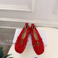 Maison Margiela· 马吉拉26𝐬𝐬 2026秋冬新品 MM6分趾蝴蝶结玛丽珍鞋———————— MM6作 Maison Margiela· 马吉拉26𝐬𝐬 2026秋冬新品 MM6分趾蝴蝶结玛丽珍鞋———————— MM6作