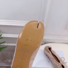 Maison Margiela· 马吉拉26𝐬𝐬 2026秋冬新品 MM6分趾蝴蝶结玛丽珍鞋———————— MM6作 Maison Margiela· 马吉拉26𝐬𝐬 2026秋冬新品 MM6分趾蝴蝶结玛丽珍鞋———————— MM6作