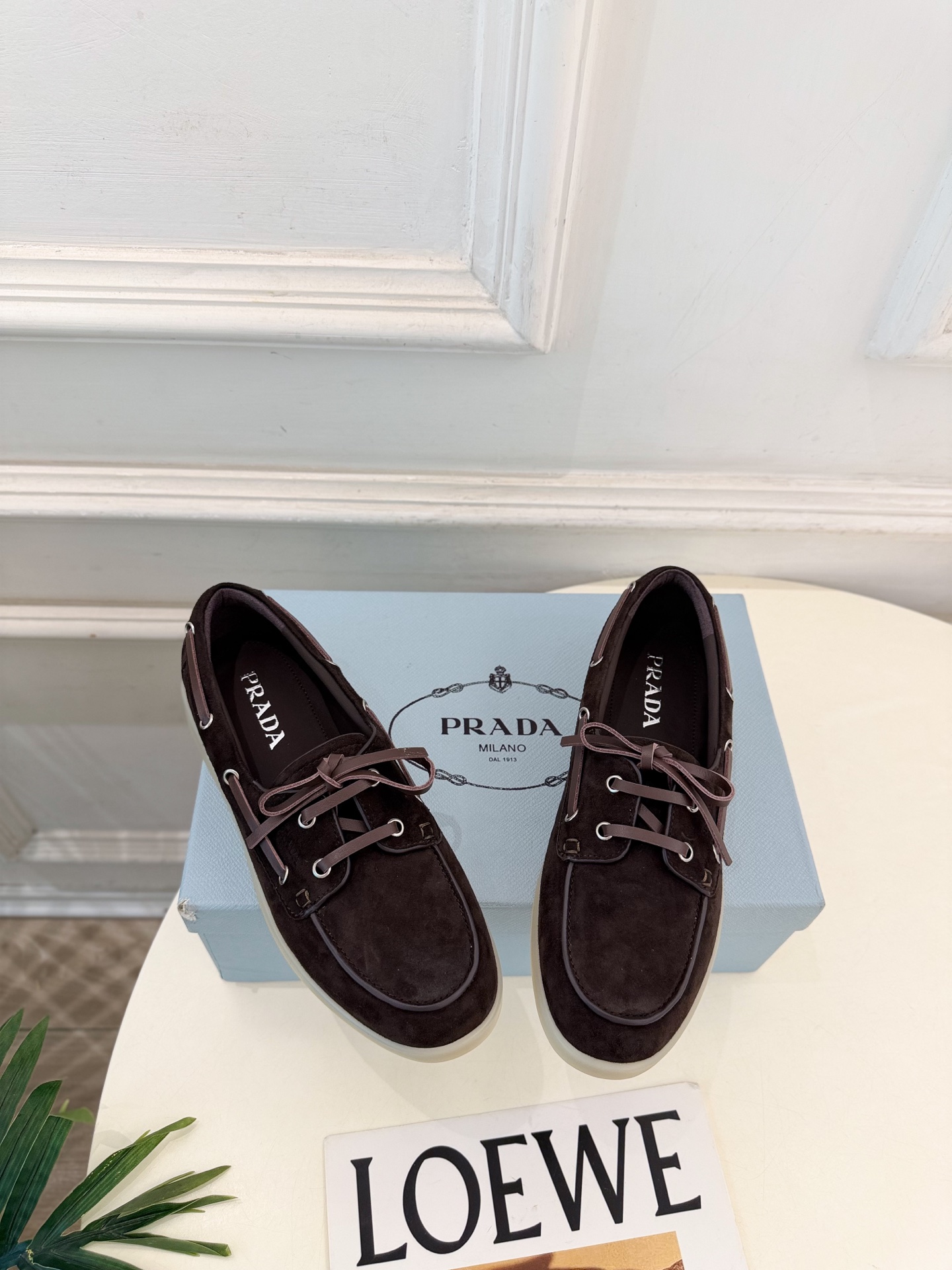 PRADA 普拉达  26𝐬𝐬  🌈2026秋冬新品 专柜走秀款 复古系带休闲乐福鞋 系列〰 ◽鞋面：原版高定制羊绒 ◽