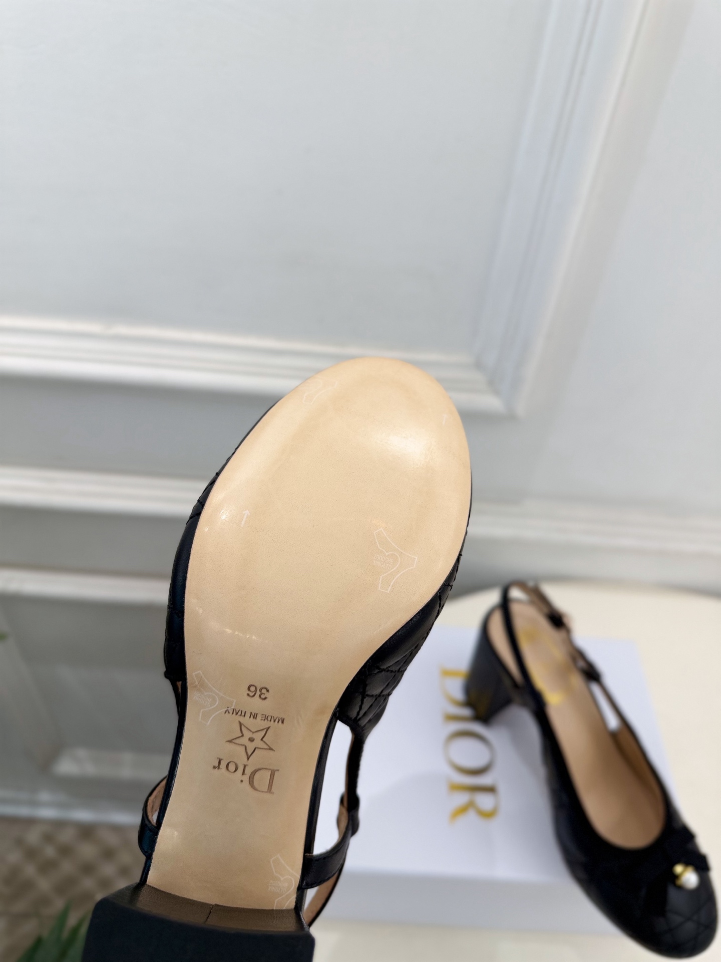 Dior |  迪奥  26𝐬𝐬  🧡💚2026秋冬新品 顶级版本⚠️ 专柜主打新款 J'Adio藤格纹珍珠蝴蝶结后空高