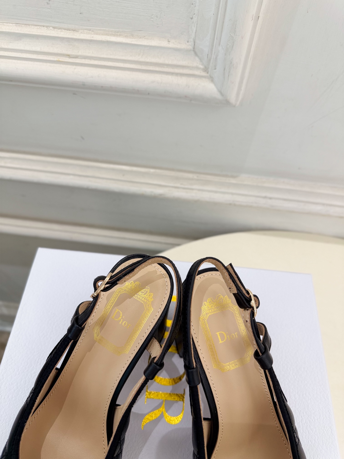 Dior |  迪奥  26𝐬𝐬  🧡💚2026秋冬新品 顶级版本⚠️ 专柜主打新款 J'Adio藤格纹珍珠蝴蝶结后空高