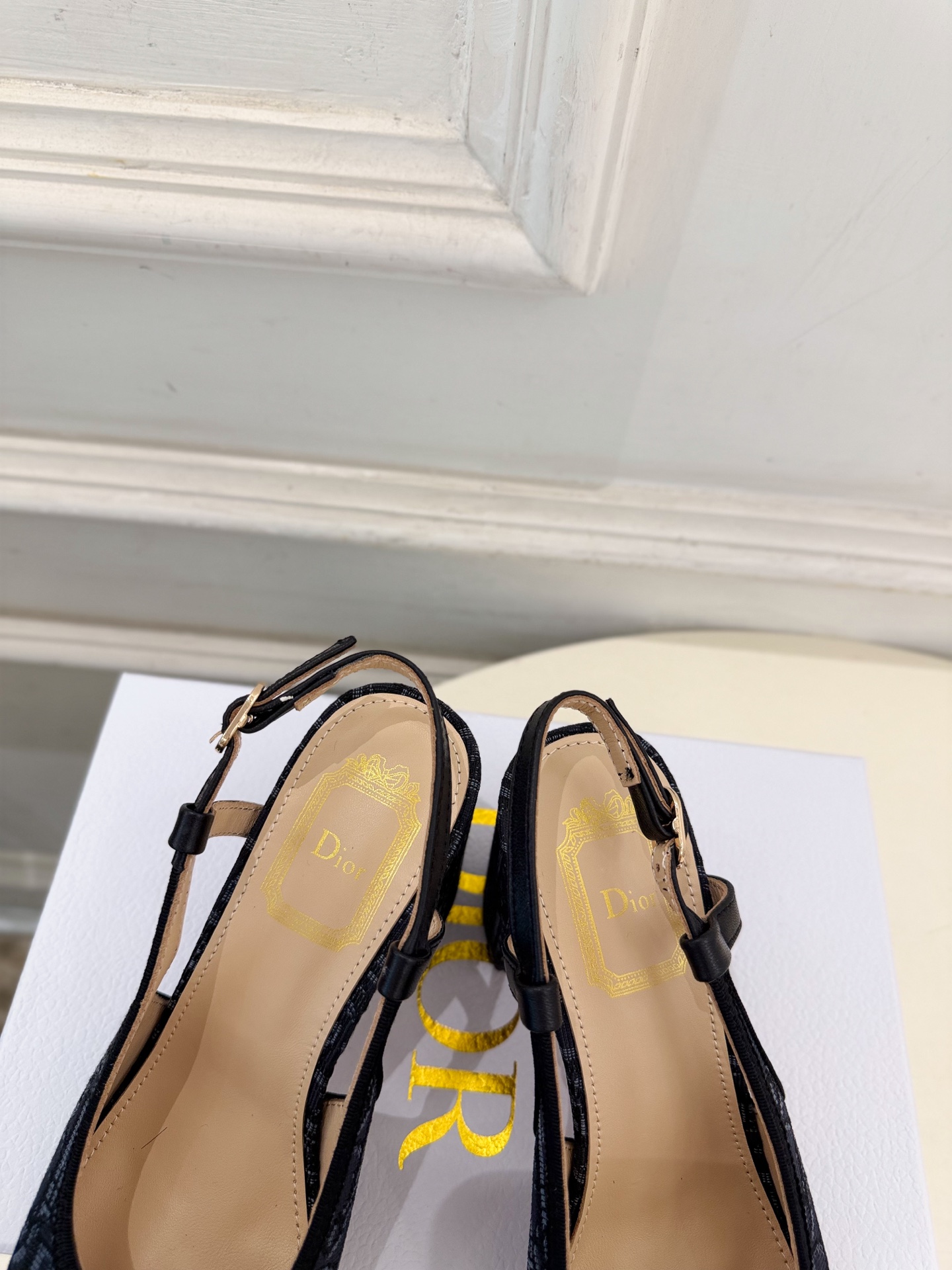Dior |  迪奥  26𝐬𝐬  🧡💚2026秋冬新品 顶级版本⚠️ 专柜主打新款 J'Adio藤格纹珍珠蝴蝶结后空高