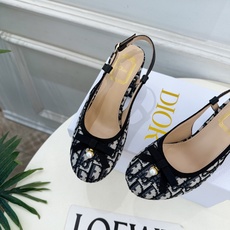 Dior | 迪奥 26𝐬𝐬 🧡💚2026秋冬新品 顶级版本⚠️ 专柜主打新款 J'Adio藤格纹珍珠蝴蝶结后空高 Dior | 迪奥 26𝐬𝐬 🧡💚2026秋冬新品 顶级版本⚠️ 专柜主打新款 J'Adio藤格纹珍珠蝴蝶结后空高