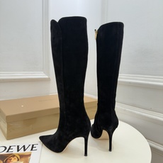 Gianvito Rossi|吉安维托·罗西 26𝐬𝐬 2026秋冬新品 GR复古尖头侧拉链高跟长靴 火爆上新! 这鞋 Gianvito Rossi|吉安维托·罗西 26𝐬𝐬 2026秋冬新品 GR复古尖头侧拉链高跟长靴 火爆上新! 这鞋