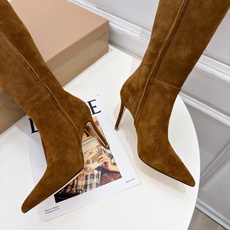 Gianvito Rossi|吉安维托·罗西 26𝐬𝐬 2026秋冬新品 GR复古尖头侧拉链高跟长靴 火爆上新! 这鞋 Gianvito Rossi|吉安维托·罗西 26𝐬𝐬 2026秋冬新品 GR复古尖头侧拉链高跟长靴 火爆上新! 这鞋