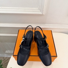 🐎𝐇𝐄𝐑𝐌𝐄* 爱玛仕 26𝐬𝐬 🌈2026秋冬新品 专柜新款 H型双扣带露跟粗跟凉鞋系列〰 ◽鞋面:原版特定小牛皮/ 🐎𝐇𝐄𝐑𝐌𝐄* 爱玛仕 26𝐬𝐬 🌈2026秋冬新品 专柜新款 H型双扣带露跟粗跟凉鞋系列〰 ◽鞋面:原版特定小牛皮/