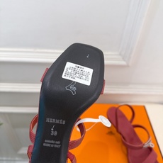 🐎𝐇𝐄𝐑𝐌𝐄* 爱玛仕 26𝐬𝐬 🌈2026新品 专柜新款 经典kelly扣一字带高跟凉鞋 系列〰 ◽鞋面:原版特定制 🐎𝐇𝐄𝐑𝐌𝐄* 爱玛仕 26𝐬𝐬 🌈2026新品 专柜新款 经典kelly扣一字带高跟凉鞋 系列〰 ◽鞋面:原版特定制