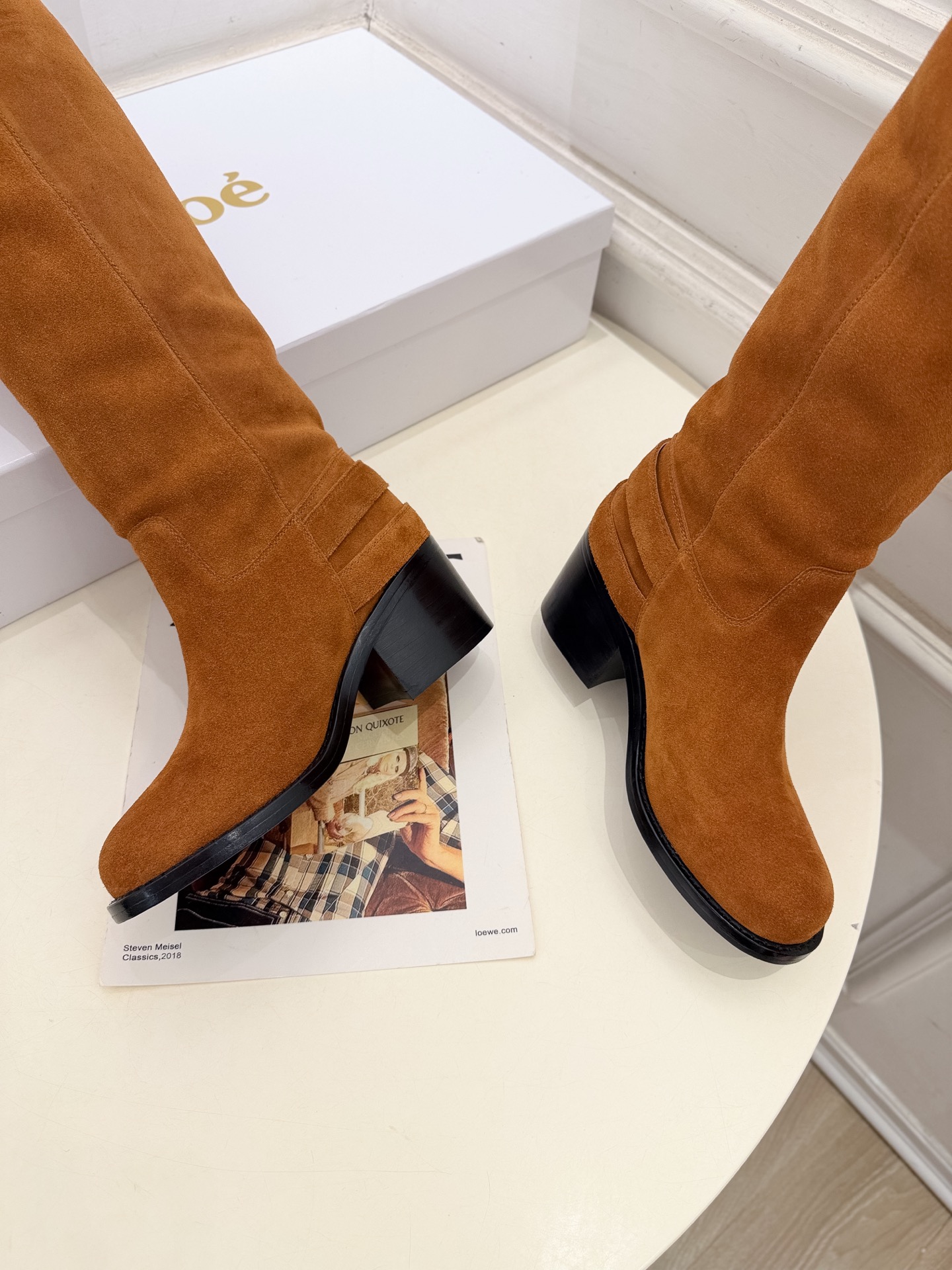 Chloé | 克洛伊 26𝐬𝐬 ⭐️今日推荐 2026秋冬新品 经典皮带扣做旧擦色粗跟短靴 长靴上新🆕 ❥ BS升级 Chloé | 克洛伊 26𝐬𝐬 ⭐️今日推荐 2026秋冬新品 经典皮带扣做旧擦色粗跟短靴 长靴上新🆕 ❥ BS升级