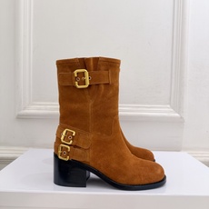 Chloé | 克洛伊 26𝐬𝐬 ⭐️今日推荐 2026秋冬新品 经典皮带扣做旧擦色粗跟短靴 长靴上新🆕 ❥ BS升级 Chloé | 克洛伊 26𝐬𝐬 ⭐️今日推荐 2026秋冬新品 经典皮带扣做旧擦色粗跟短靴 长靴上新🆕 ❥ BS升级
