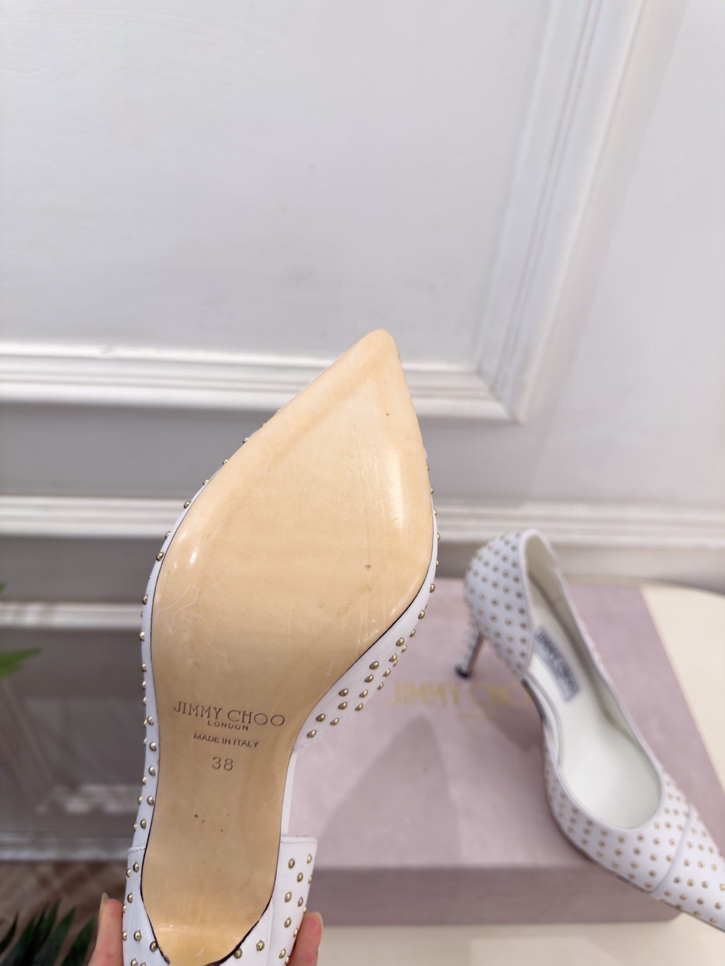 JimmyChoo 吉米周 26𝐬𝐬 ———      ✨ 2026秋冬新品 专柜最新 JC尖头鉚钉内空高跟鞋  BS名
