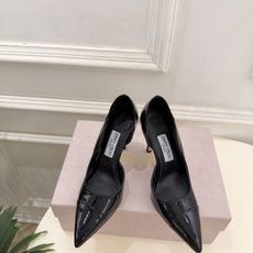 JimmyChoo 吉米周 26𝐬𝐬 ——— ✨ 2026秋冬新品 专柜最新 JC漆皮尖头内空高跟鞋 BS名 JimmyChoo 吉米周 26𝐬𝐬 ——— ✨ 2026秋冬新品 专柜最新 JC漆皮尖头内空高跟鞋 BS名