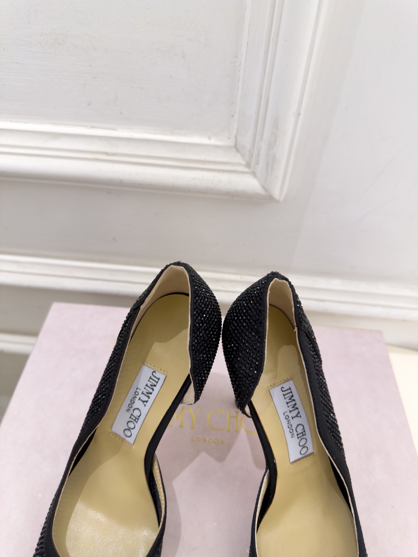 JimmyChoo 吉米周 26𝐬𝐬 ——— ✨ 2026秋冬新品 专柜最新 JC尖头水晶网眼布内空高跟鞋 JimmyChoo 吉米周 26𝐬𝐬 ——— ✨ 2026秋冬新品 专柜最新 JC尖头水晶网眼布内空高跟鞋