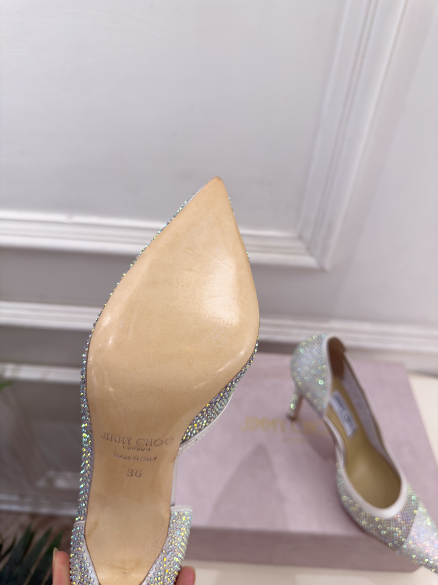 JimmyChoo 吉米周 26𝐬𝐬 ——— ✨ 2026秋冬新品 专柜最新 JC尖头水晶网眼布内空高跟鞋 JimmyChoo 吉米周 26𝐬𝐬 ——— ✨ 2026秋冬新品 专柜最新 JC尖头水晶网眼布内空高跟鞋