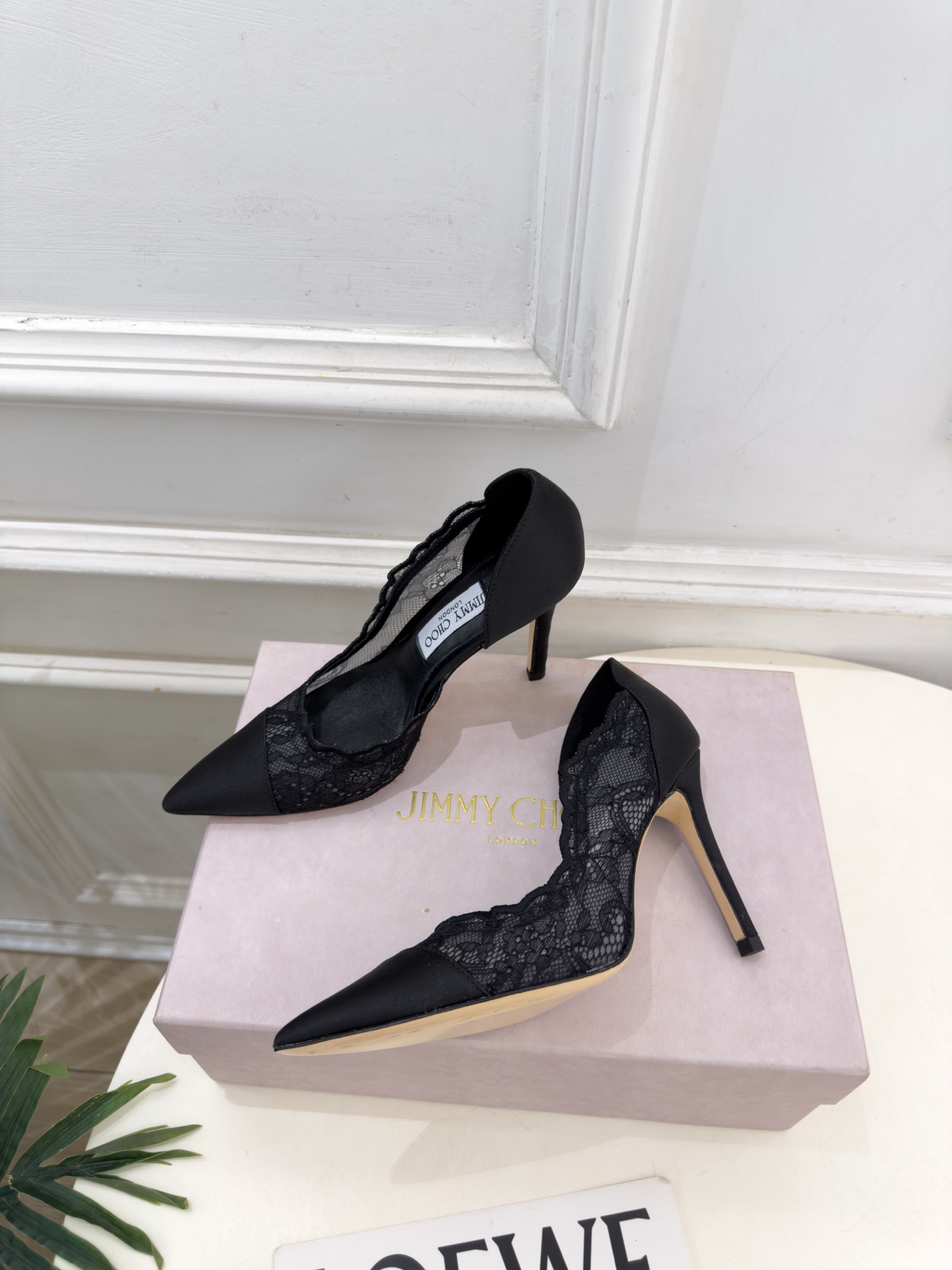 JimmyChoo 吉米周 26𝐬𝐬 ——— ✨ 2026秋冬新品 专柜最新JC尖头蕾丝缎面内空高跟鞋 BS JimmyChoo 吉米周 26𝐬𝐬 ——— ✨ 2026秋冬新品 专柜最新JC尖头蕾丝缎面内空高跟鞋 BS
