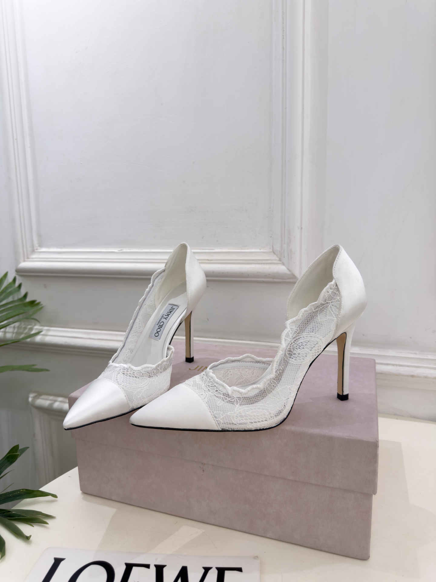 JimmyChoo 吉米周 26𝐬𝐬 ——— ✨ 2026秋冬新品 专柜最新JC尖头蕾丝缎面内空高跟鞋 BS JimmyChoo 吉米周 26𝐬𝐬 ——— ✨ 2026秋冬新品 专柜最新JC尖头蕾丝缎面内空高跟鞋 BS