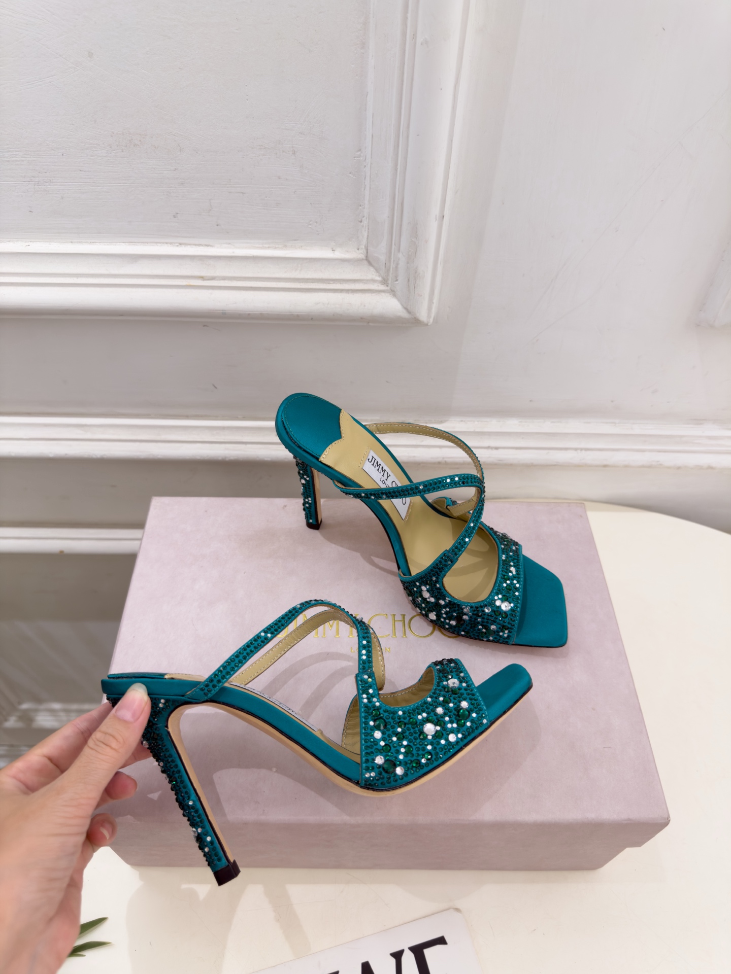 JimmyChoo 吉米周 26𝐬𝐬 ——— ✨ 2026新品 专柜最新JC水钻渐变色鱼嘴高跟拖鞋 BS名媛 JimmyChoo 吉米周 26𝐬𝐬 ——— ✨ 2026新品 专柜最新JC水钻渐变色鱼嘴高跟拖鞋 BS名媛