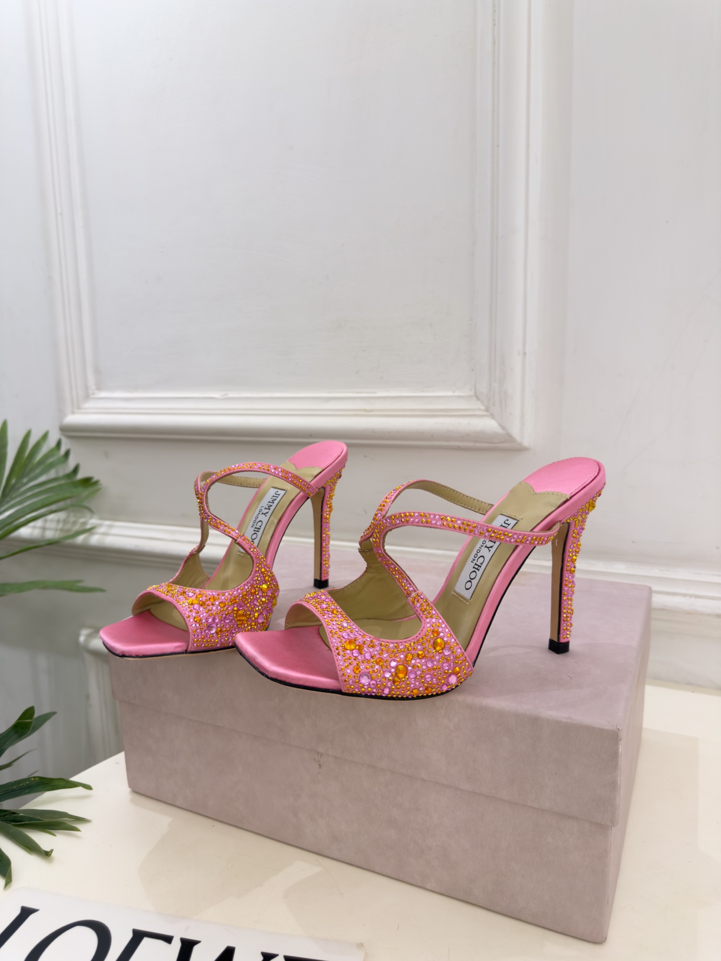 JimmyChoo 吉米周 26𝐬𝐬 ———      ✨ 2026新品 专柜最新JC水钻渐变色鱼嘴高跟拖鞋  BS名媛