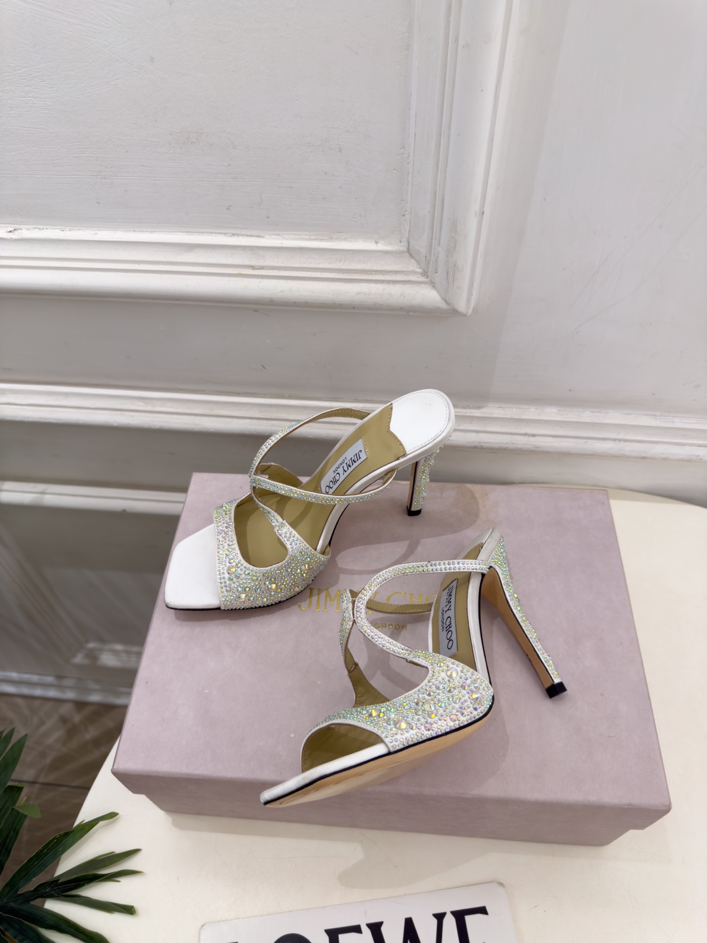 JimmyChoo 吉米周 26𝐬𝐬 ———      ✨ 2026新品 专柜最新JC水钻渐变色鱼嘴高跟拖鞋  BS名媛