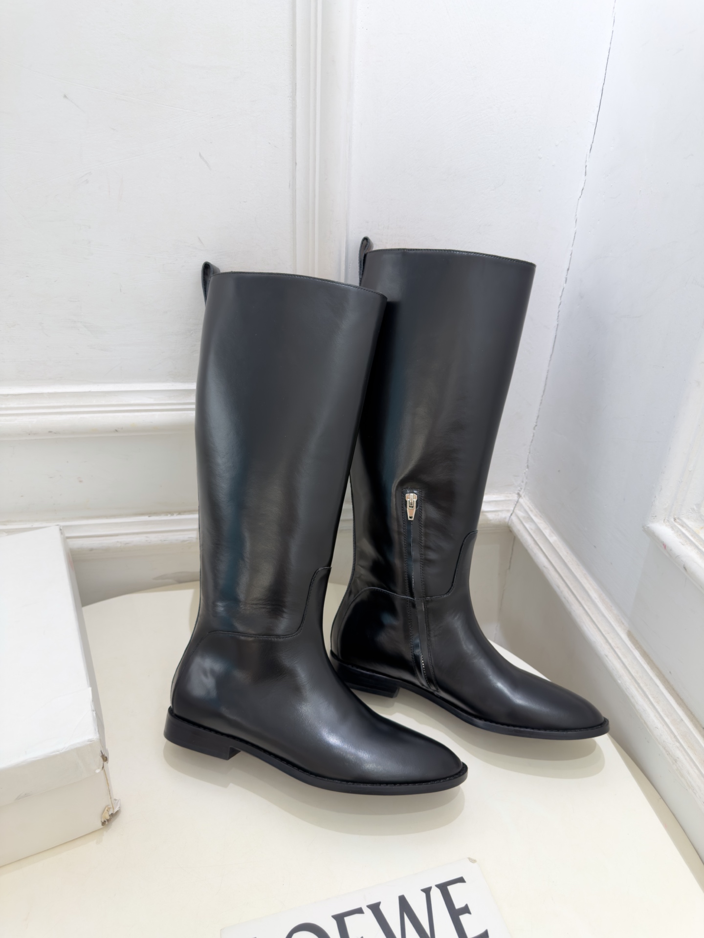 Jil Sander(吉尔·桑达）2026 秋冬新品 JD极简复古内拉链骑士长靴———————— JS作为这两年最受欢迎