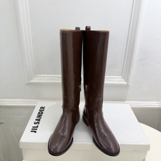 Jil Sander(吉尔·桑达)2026 秋冬新品 JD极简复古内拉链骑士长靴———————— JS作为这两年最受欢迎 Jil Sander(吉尔·桑达)2026 秋冬新品 JD极简复古内拉链骑士长靴———————— JS作为这两年最受欢迎