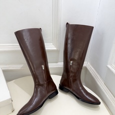 Jil Sander(吉尔·桑达)2026 秋冬新品 JD极简复古内拉链骑士长靴———————— JS作为这两年最受欢迎 Jil Sander(吉尔·桑达)2026 秋冬新品 JD极简复古内拉链骑士长靴———————— JS作为这两年最受欢迎