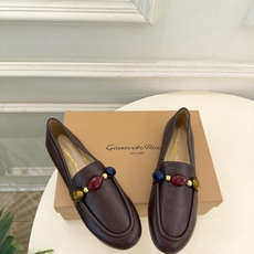 Gianvito Rossi|吉安维托·罗西 26𝐬𝐬 2026秋冬新品 GR彩色宝石平底乐福鞋 火爆上新! 这鞋绝对 Gianvito Rossi|吉安维托·罗西 26𝐬𝐬 2026秋冬新品 GR彩色宝石平底乐福鞋 火爆上新! 这鞋绝对