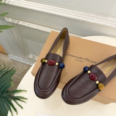 Gianvito Rossi|吉安维托·罗西 26𝐬𝐬 2026秋冬新品 GR彩色宝石平底乐福鞋 火爆上新! 这鞋绝对 Gianvito Rossi|吉安维托·罗西 26𝐬𝐬 2026秋冬新品 GR彩色宝石平底乐福鞋 火爆上新! 这鞋绝对