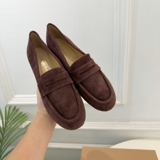 Gianvito Rossi|吉安维托·罗西 26𝐬𝐬 2026秋冬新品 GR极简平底乐福鞋 火爆上新! 这鞋绝对是黑 Gianvito Rossi|吉安维托·罗西 26𝐬𝐬 2026秋冬新品 GR极简平底乐福鞋 火爆上新! 这鞋绝对是黑