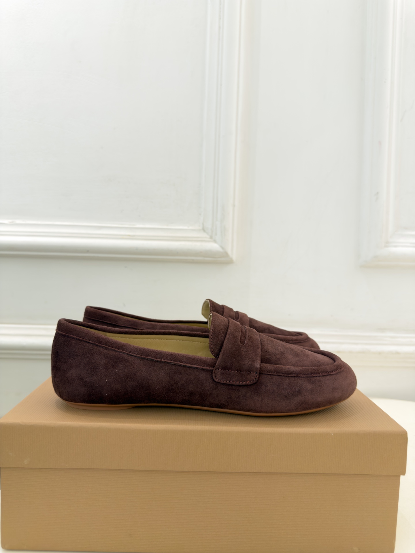 Gianvito Rossi|吉安维托·罗西 26𝐬𝐬 2026秋冬新品 GR极简平底乐福鞋 火爆上新! 这鞋绝对是黑 Gianvito Rossi|吉安维托·罗西 26𝐬𝐬 2026秋冬新品 GR极简平底乐福鞋 火爆上新! 这鞋绝对是黑